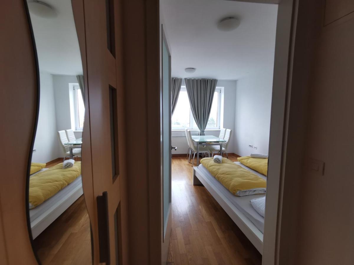 Trnovo Apartment With Free Parking Ljubljana Buitenkant foto